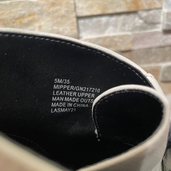 BCBGeneration Ivory White Leather Studded Zip Heeled Booties | Y2K Style, 5M - Picture 6 of 11